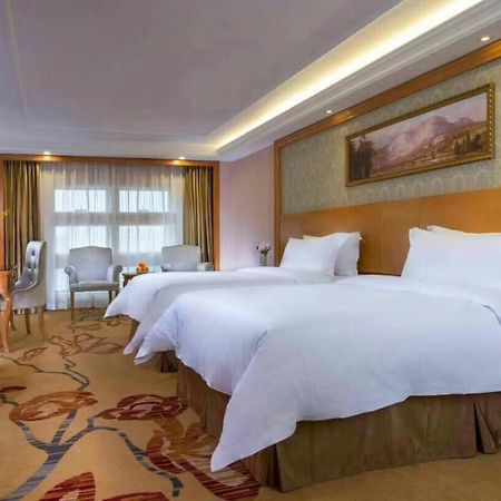 Vienna Hotel Guangzhou Baiyun Dongping Middle Road Zewnętrze zdjęcie