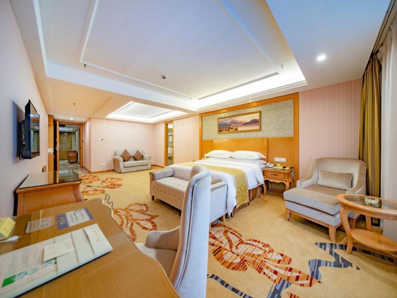 Vienna Hotel Guangzhou Baiyun Dongping Middle Road Zewnętrze zdjęcie