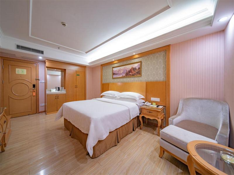 Vienna Hotel Guangzhou Baiyun Dongping Middle Road Zewnętrze zdjęcie