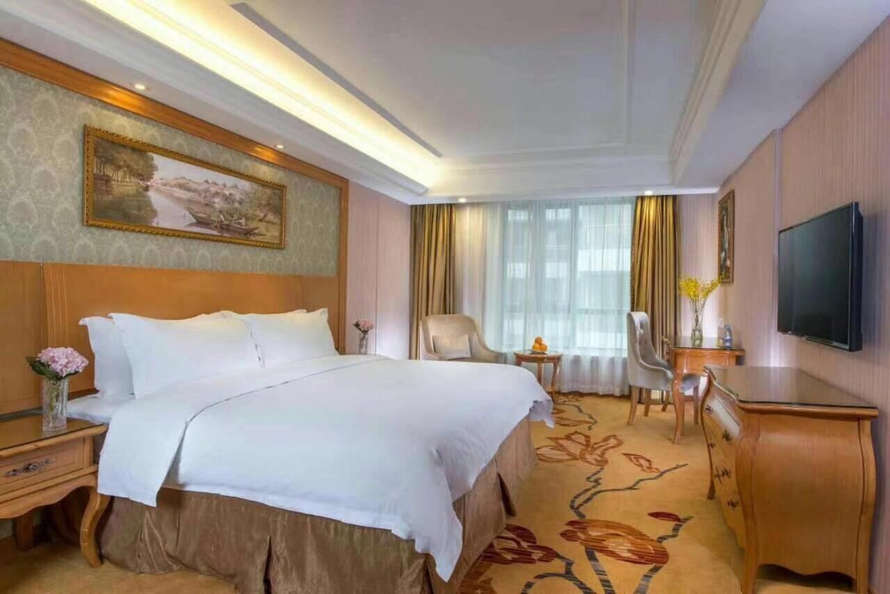 Vienna Hotel Guangzhou Baiyun Dongping Middle Road Zewnętrze zdjęcie