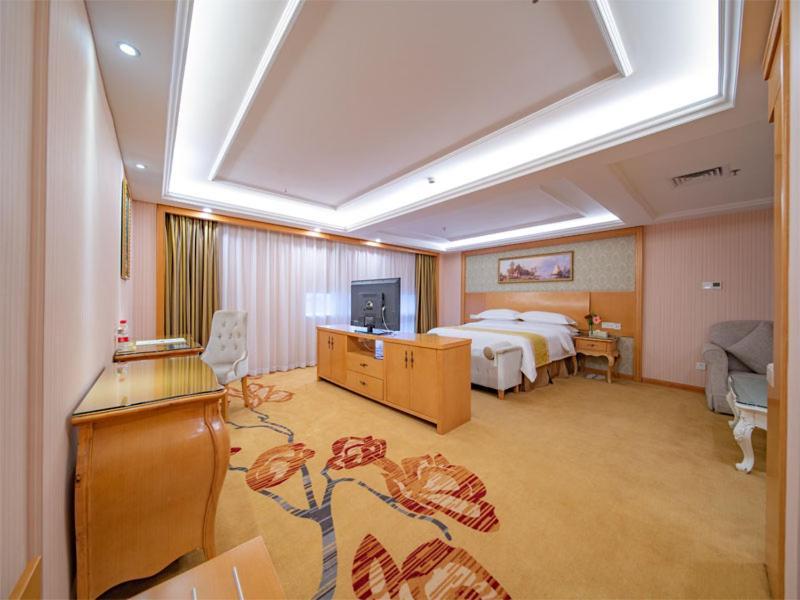 Vienna Hotel Guangzhou Baiyun Dongping Middle Road Zewnętrze zdjęcie